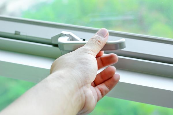 Cost of Window Hardware Replacement in Longview