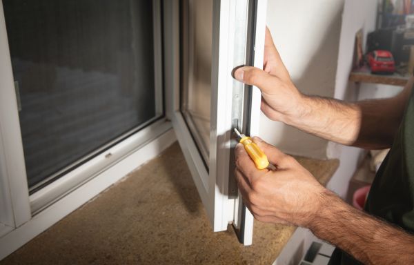 Cost of Thermal Window Repair in Longview