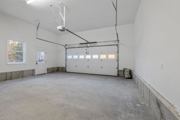 Cost of Garage Window Repair in Longview