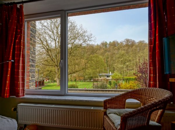 Cost of Fiberglass Window Repair in Longview