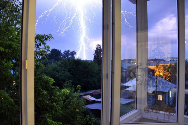Cost of Storm Windows Repair in Longview